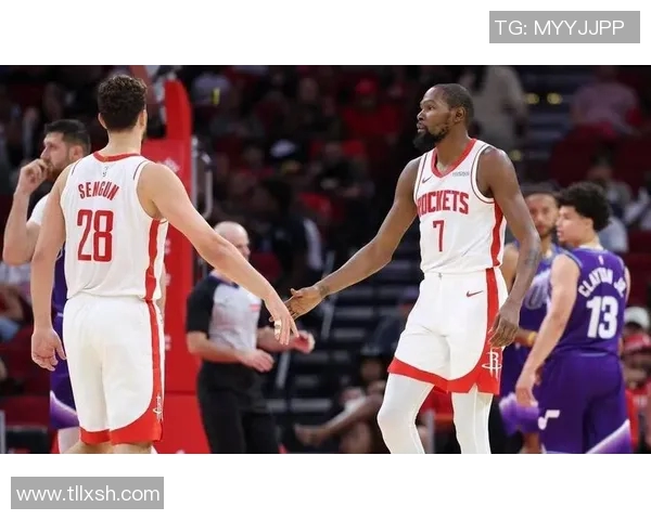 亚特兰大鹰队与火箭队激战正酣谁能在这场对决中笑到最后