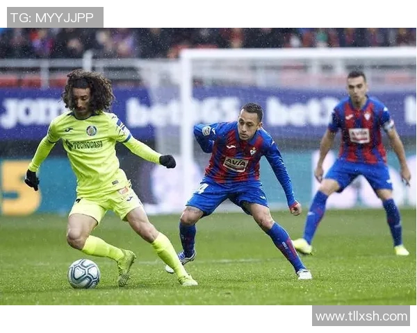 卢加诺与基辅的对决解析:战术布局与球员表现的全面评估 卢加诺与基辅的对决解析:战术布局与球员表现的全面评估