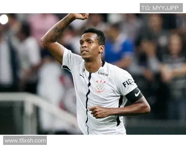 戈亚斯与格林蒂安激战正酣谁能在赛场上笑到最后