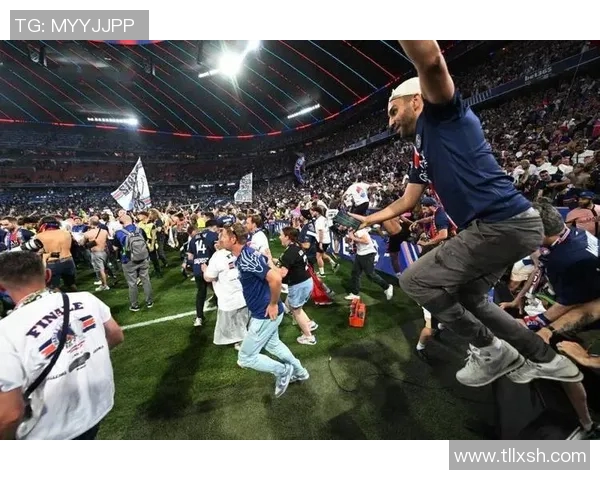 欧冠门票系统瘫痪数万球迷苦等12小时争抢梦幻票务 欧冠门票系统瘫痪数万球迷苦等12小时争抢梦幻票务