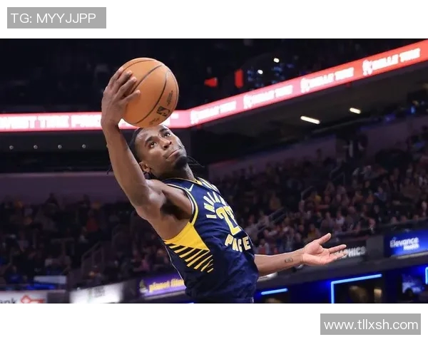 爵士与步行者激战正酣球迷期待精彩对决与绝妙表现 爵士与步行者激战正酣球迷期待精彩对决与绝妙表现