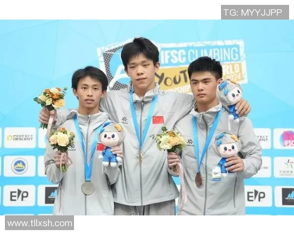 重庆攀岩队在全国攀岩耐力排行榜中荣获第二名的辉煌成绩