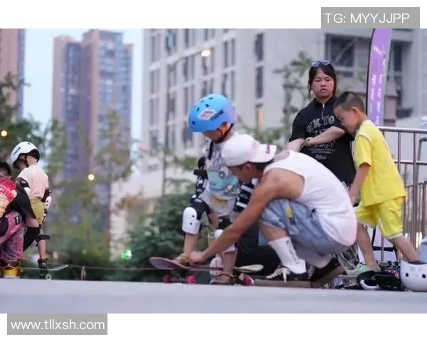 重庆滑板队默契配合探秘：团队精神与技巧的完美结合