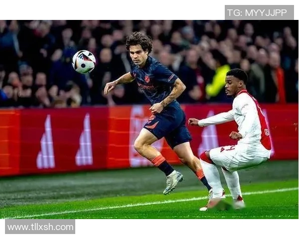 阿尔克马尔主场迎战乌德勒支争夺联赛重要积分之战 阿尔克马尔主场迎战乌德勒支争夺联赛重要积分之战